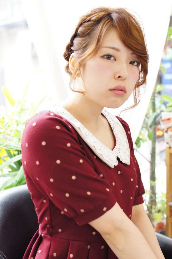 大阪　美容室　ヘアアレンジ　かわいい　編み込み